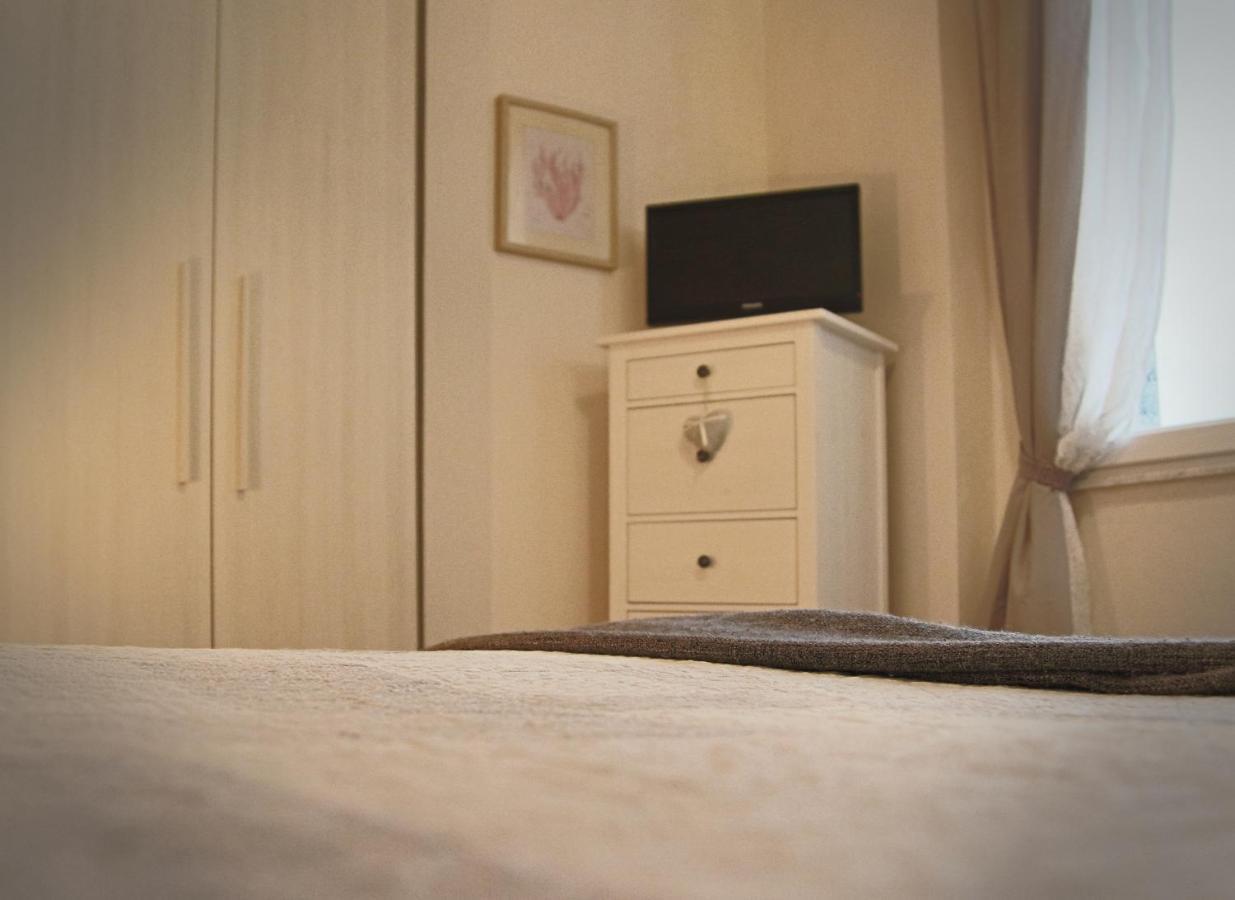 Il Portico Apartment Монтеросо ал Маре Екстериор снимка